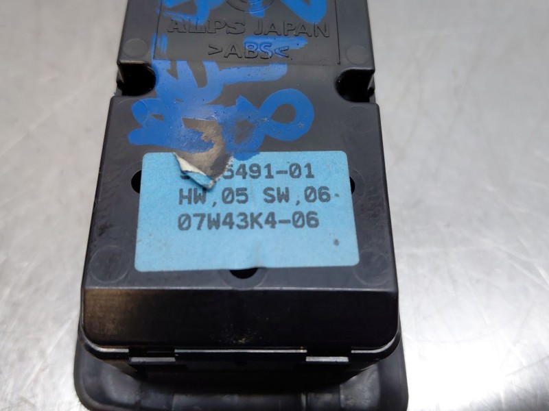 Recambio de mando elevalunas delantero izquierdo para bmw 1 (e87) 118 d referencia OEM IAM 61319216559  