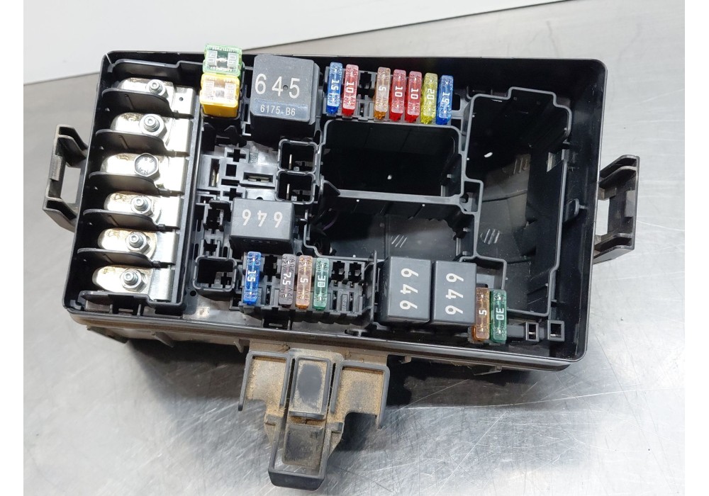 Recambio de caja reles / fusibles para volkswagen tiguan (ad1, ax1) 1.4 tsi 4motion referencia OEM IAM 5Q0937125H 5Q0937132A 