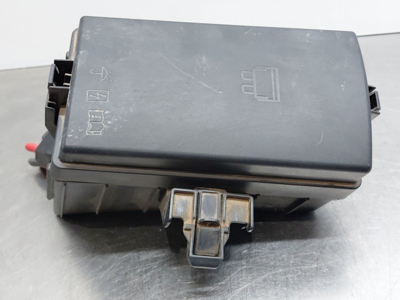Recambio de caja reles / fusibles para volkswagen tiguan (ad1, ax1) 1.4 tsi 4motion referencia OEM IAM 5Q0937125H 5Q0937132A 