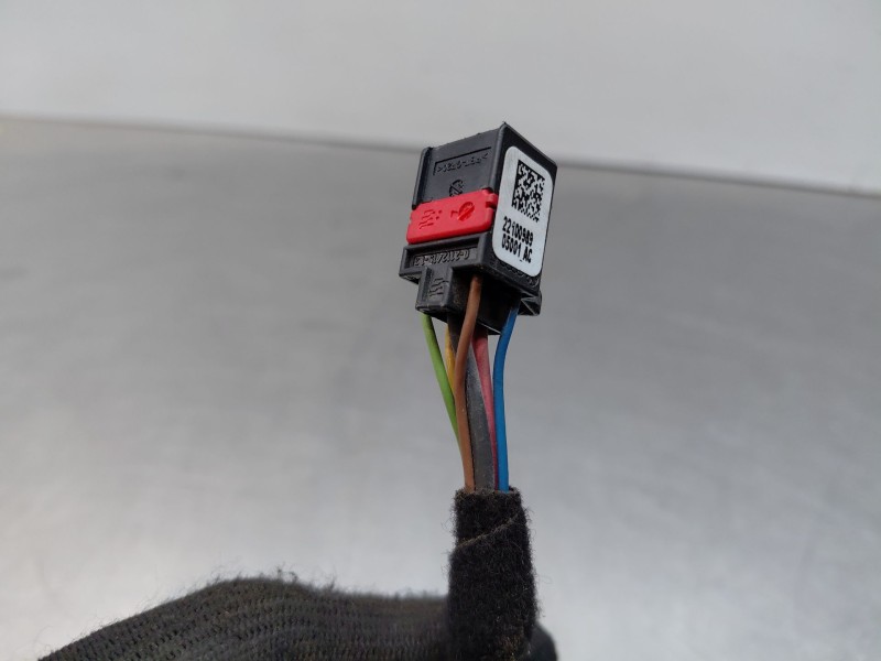 Recambio de amortiguador porton trasero izquierdo para volkswagen tiguan (ad1, ax1) 1.4 tsi 4motion referencia OEM IAM 5NA827851