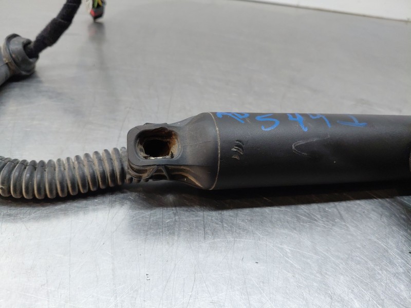 Recambio de amortiguador porton trasero izquierdo para volkswagen tiguan (ad1, ax1) 1.4 tsi 4motion referencia OEM IAM 5NA827851