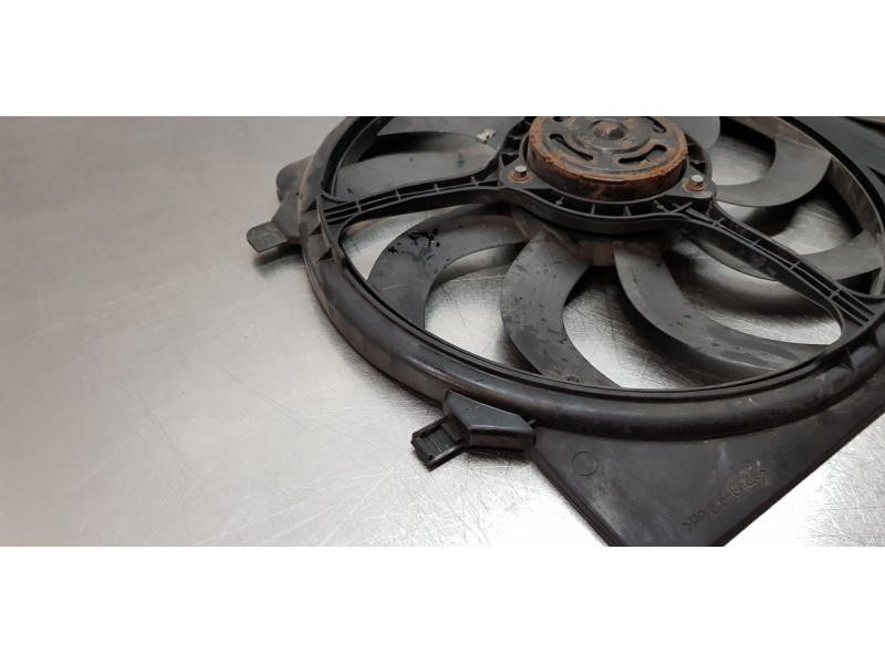 Recambio de electroventilador para bmw mini (r50,r53) cooper referencia OEM IAM 17421475577 17421475577 