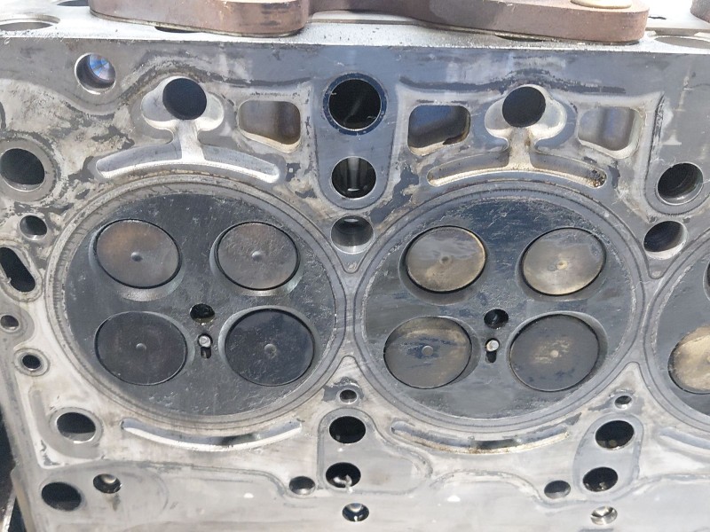 Recambio de culata para mercedes-benz clase a (w176) design referencia OEM IAM A6510108318  