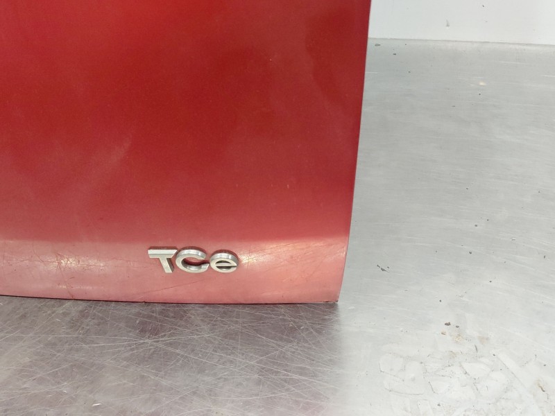 Recambio de porton trasero para renault captur techno referencia OEM IAM   