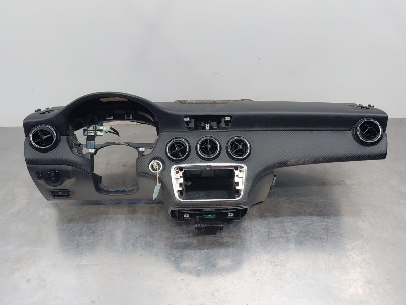 Recambio de salpicadero para mercedes-benz clase gla (w156) 200 d referencia OEM IAM   