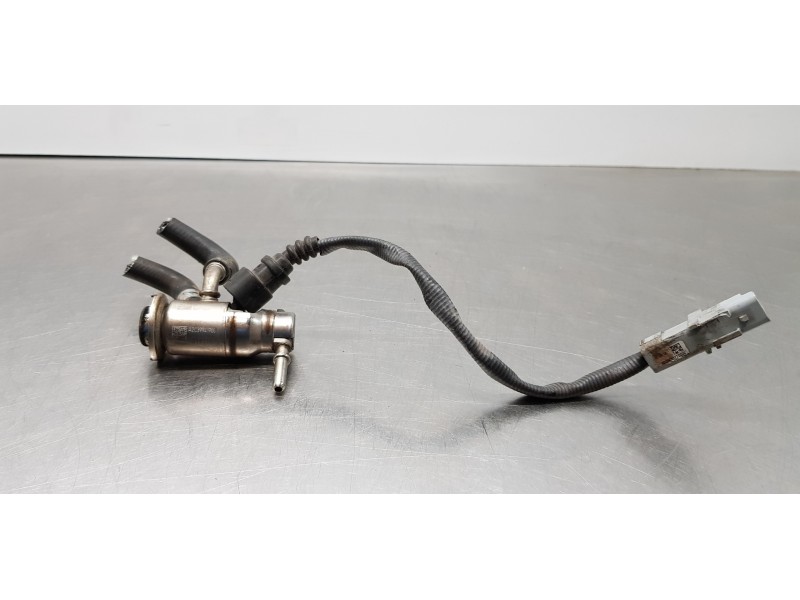 Recambio de inyector para dacia lodgy comfort referencia OEM IAM 208995377R   Recambio de inyector para dacia lodgy comfort referencia OEM IAM 208995377R