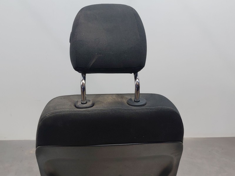 Recambio de asiento delantero derecho para mercedes-benz clase gla (w156) 200 d referencia OEM IAM A0999101600  