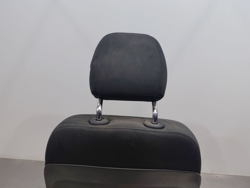 Recambio de asiento delantero izquierdo para mercedes-benz clase gla (w156) 200 d referencia OEM IAM A0999101500  