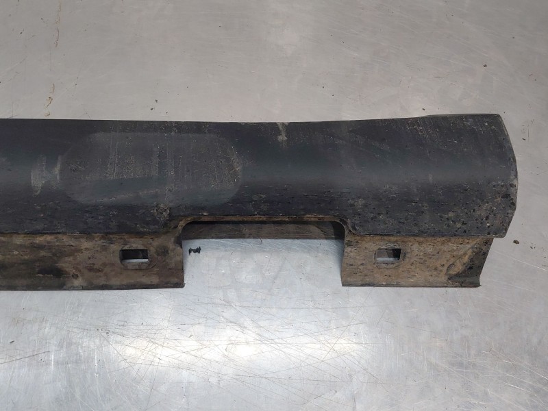 Recambio de faldon lateral para mercedes-benz clase gla (w156) 200 d referencia OEM IAM A1566981054  