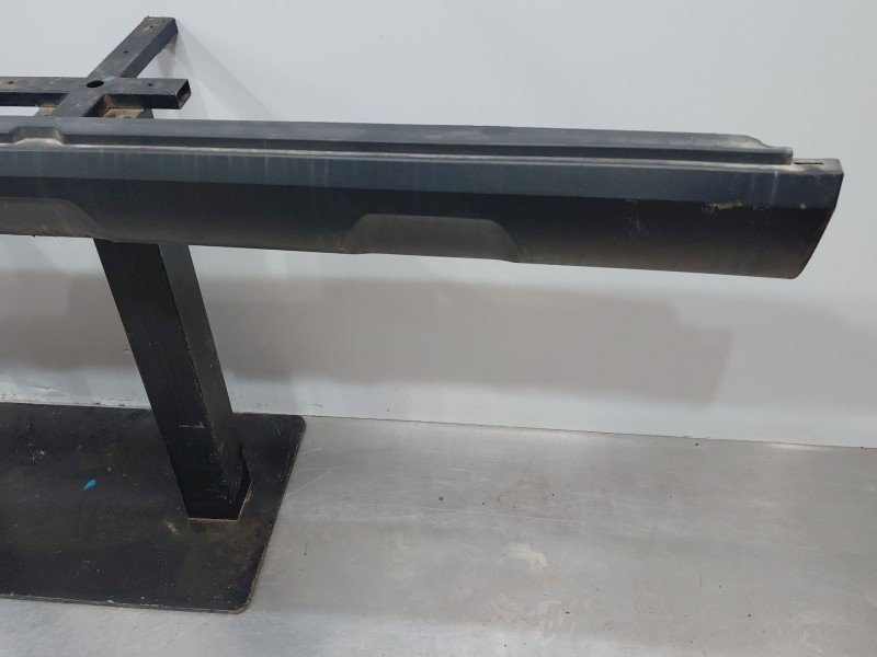 Recambio de faldon lateral para mercedes-benz clase gla (w156) 200 d referencia OEM IAM A1566980954  