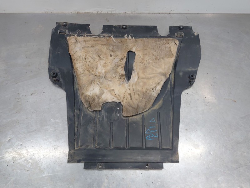 Recambio de cubrecarter para renault captur techno referencia OEM IAM 758903856R  