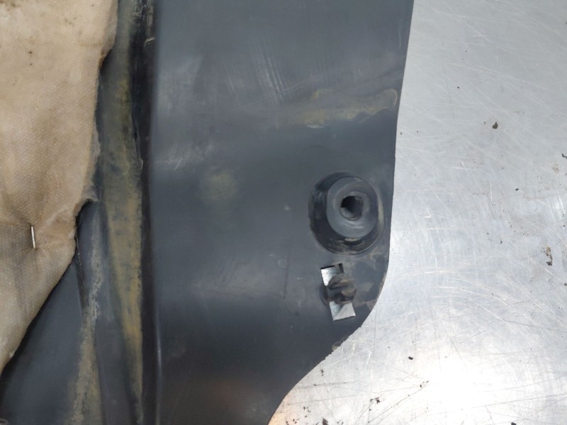Recambio de cubrecarter para renault captur techno referencia OEM IAM 758903856R  