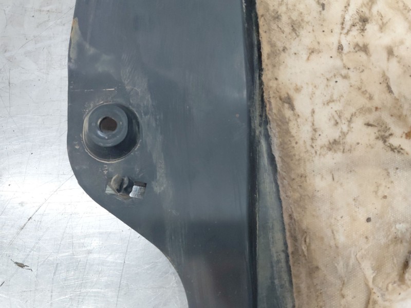 Recambio de cubrecarter para renault captur techno referencia OEM IAM 758903856R  