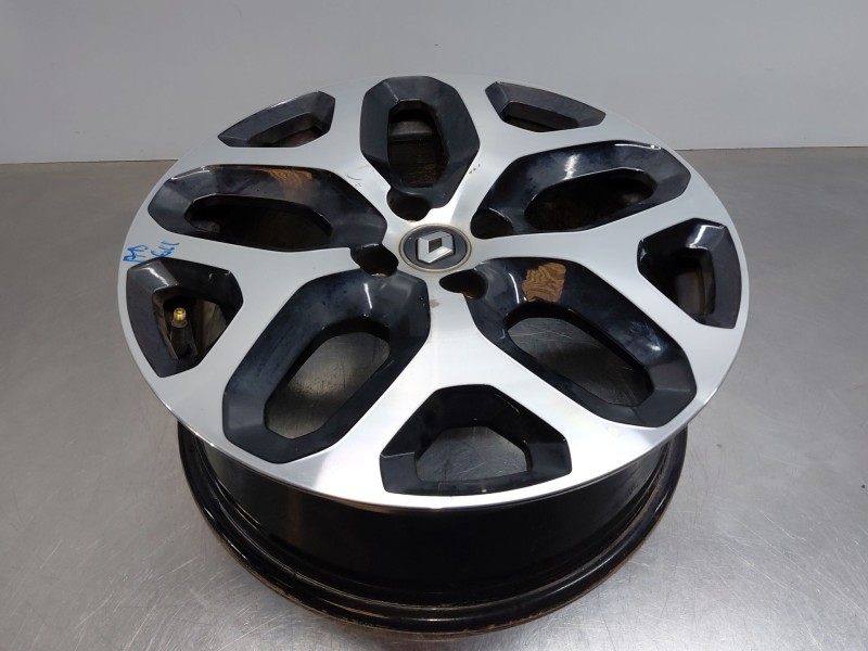 Recambio de llanta para renault captur techno referencia OEM IAM 403006096R 403008598R 