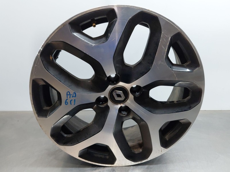 Recambio de llanta para renault captur techno referencia OEM IAM 403006096R 403008598R 