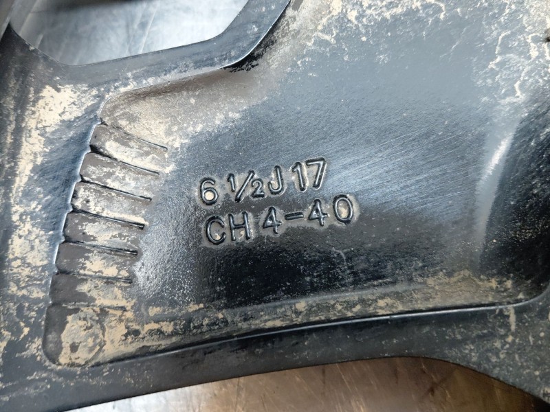 Recambio de llanta para renault captur techno referencia OEM IAM 403006096R 403008598R 