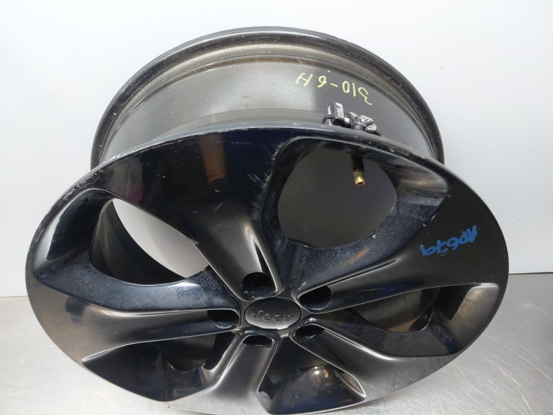 Recambio de llanta para jeep compass ii multiair referencia OEM IAM 5VC27DX8AA  