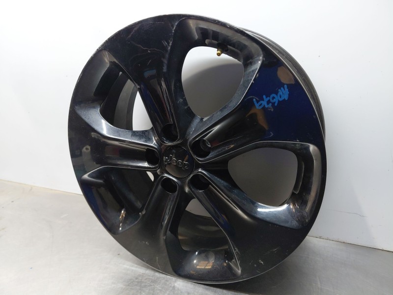 Recambio de llanta para jeep compass ii multiair referencia OEM IAM 5VC27DX8AA  