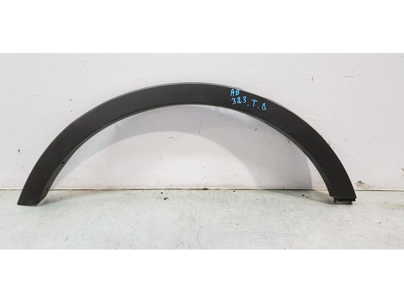 Recambio de aletin trasero derecho para ford kuga (cbs) trend referencia OEM IAM CV44S286D02AC  