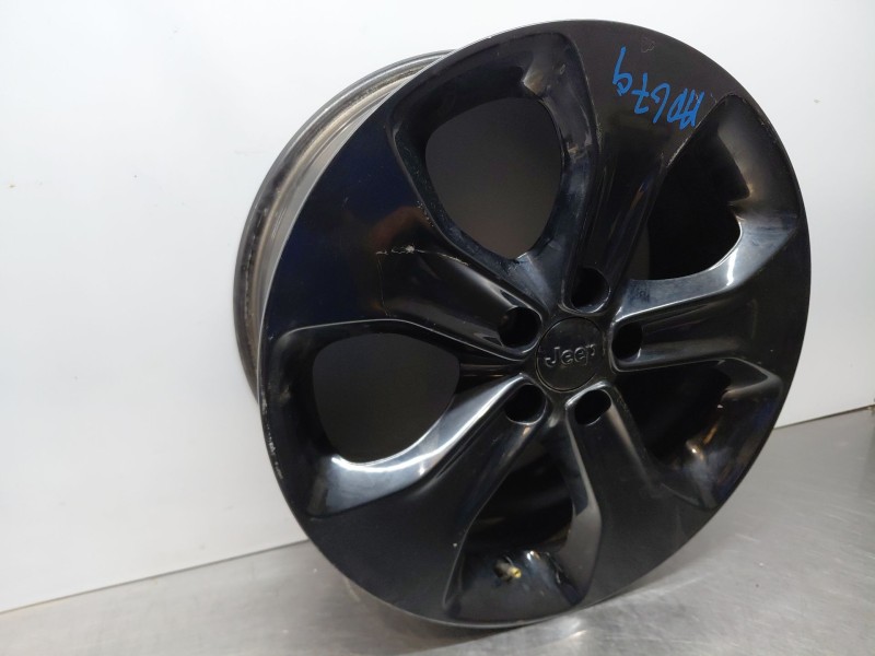 Recambio de llanta para jeep compass ii multiair referencia OEM IAM 5VC27DX8AA  