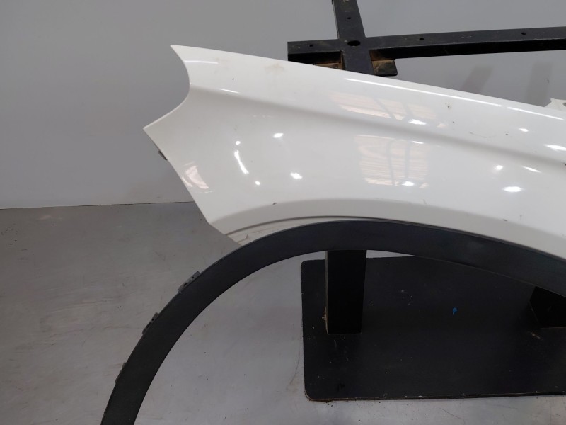 Recambio de aleta delantera izquierda para mercedes-benz clase gla (w156) 200 d referencia OEM IAM A1568800118  