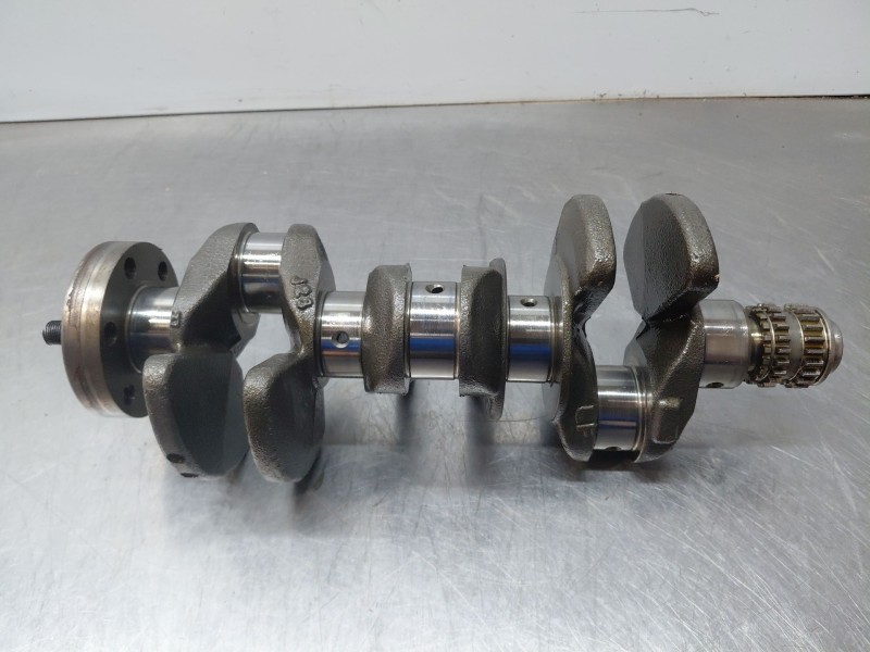 Recambio de cigueñal para renault captur techno referencia OEM IAM 122014121R  