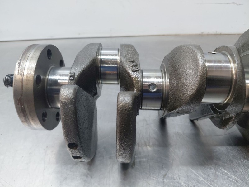 Recambio de cigueñal para renault captur techno referencia OEM IAM 122014121R  