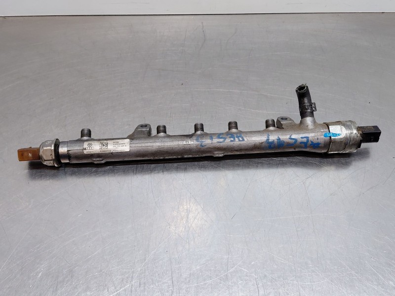 Recambio de rampa inyectora para seat ibiza iv (6j5, 6p1) 1.6 tdi referencia OEM IAM 03L130089B 03L130764A 