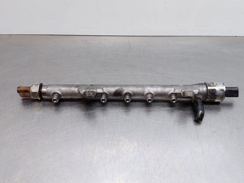 Recambio de rampa inyectora para seat ibiza iv (6j5, 6p1) 1.6 tdi referencia OEM IAM 03L130089B 03L130764A 