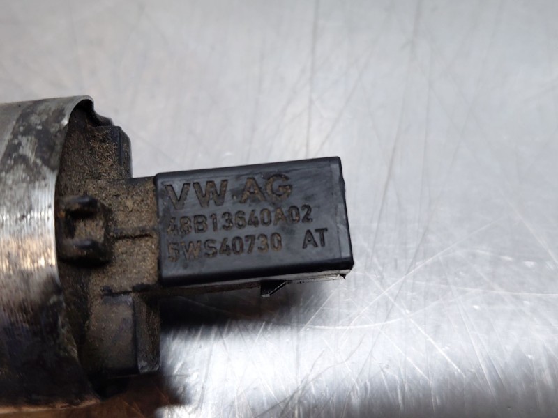 Recambio de rampa inyectora para seat ibiza iv (6j5, 6p1) 1.6 tdi referencia OEM IAM 03L130089B 03L130764A 