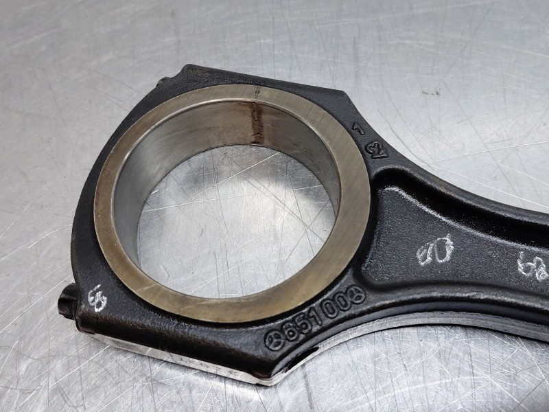 Recambio de biela para mercedes-benz clase a (w176) design referencia OEM IAM A6510300020  