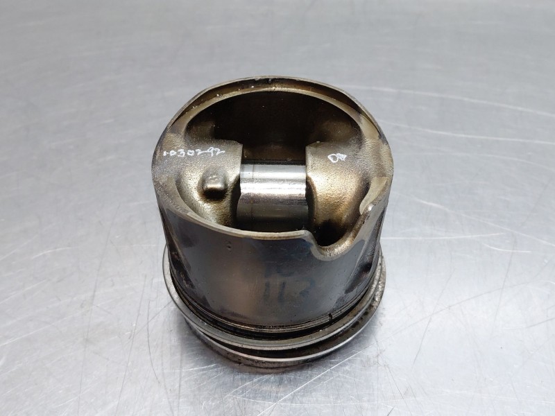 Recambio de piston para mercedes-benz clase a (w176) design referencia OEM IAM A6510301117  