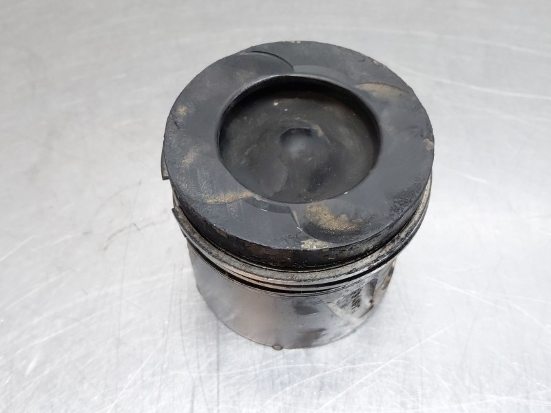 Recambio de piston para mercedes-benz clase a (w176) design referencia OEM IAM A6510301117  