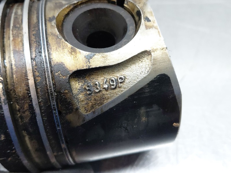 Recambio de piston para mercedes-benz clase a (w176) design referencia OEM IAM A6510301117  
