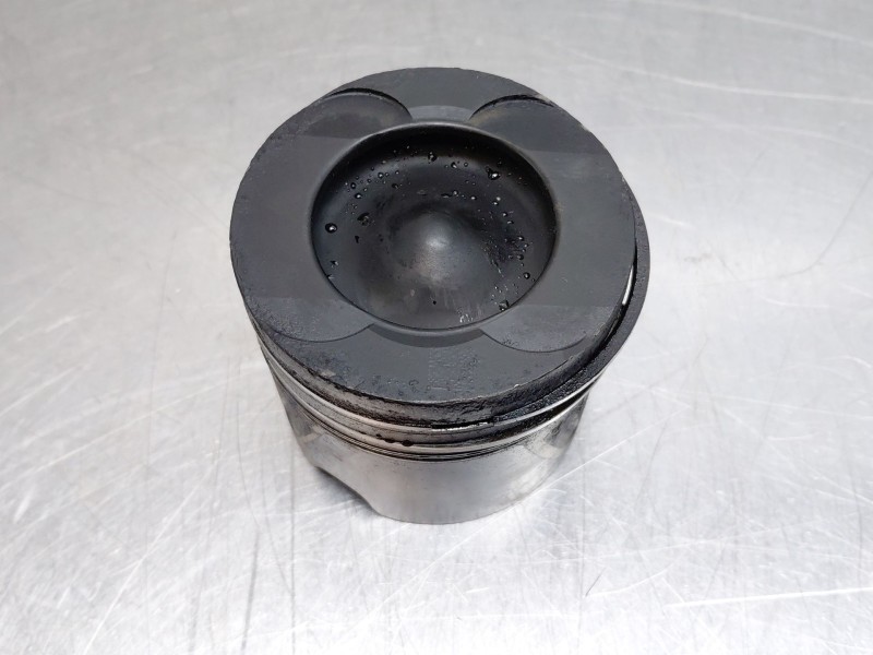 Recambio de piston para mercedes-benz clase a (w176) design referencia OEM IAM A6510301117  