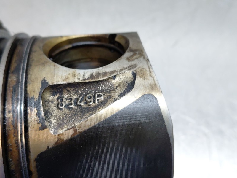 Recambio de piston para mercedes-benz clase a (w176) design referencia OEM IAM A6510301117  