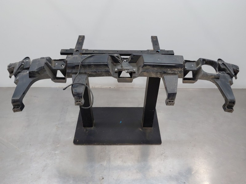 Recambio de refuerzo paragolpes trasero para dacia duster (hm_) 1.0 lpg (hmmt) referencia OEM IAM   