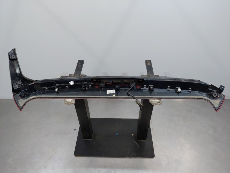 Recambio de aleron trasero para nissan micra v (k14) acenta referencia OEM IAM 960305FA3A  