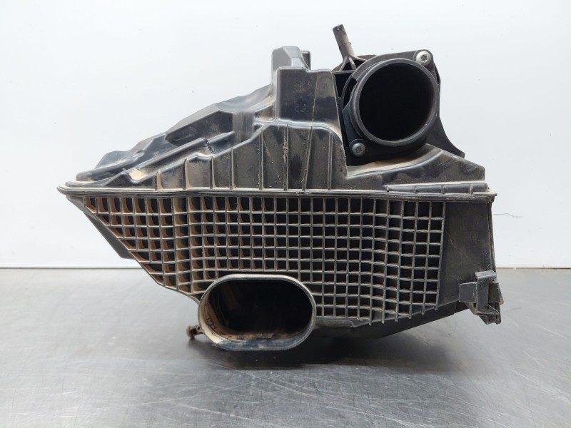 Recambio de filtro aire para renault captur techno referencia OEM IAM 165001258R  