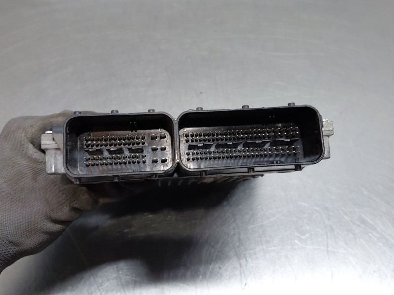 Recambio de centralita motor uce para mercedes-benz clase gla (w156) 200 d referencia OEM IAM A6519006303  
