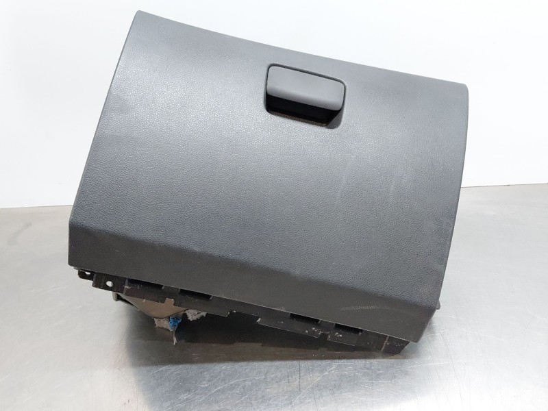 Recambio de guantera para mercedes-benz clase gla (w156) 200 d referencia OEM IAM A1766808600  