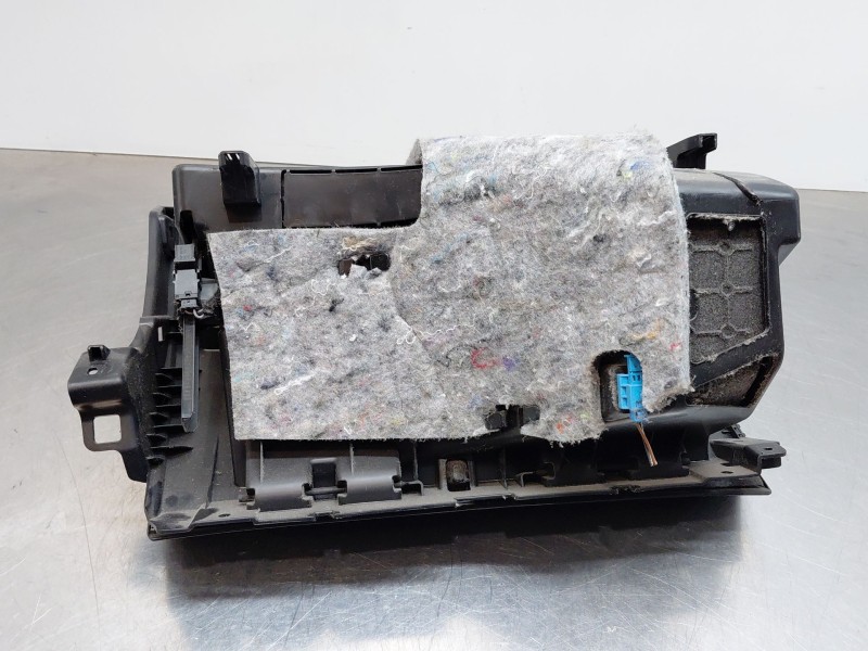Recambio de guantera para mercedes-benz clase gla (w156) 200 d referencia OEM IAM A1766808600  