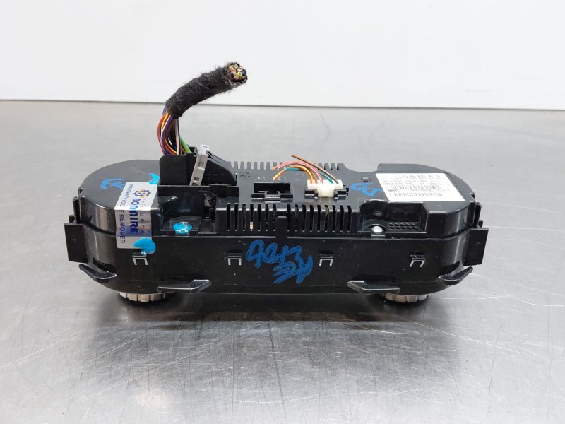 Recambio de mando climatizador para mercedes-benz clase gla (w156) 200 d referencia OEM IAM A2469003616  