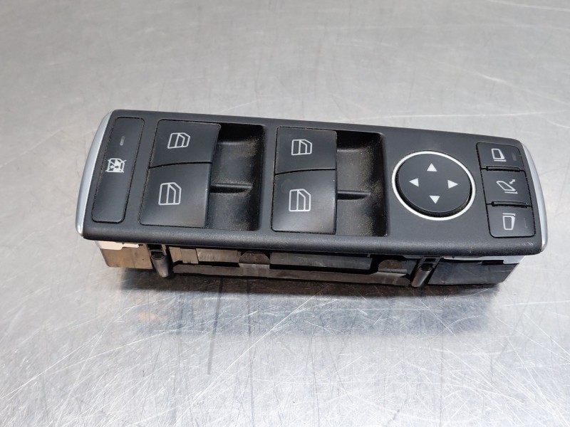 Recambio de mando elevalunas delantero izquierdo para mercedes-benz clase gla (w156) 200 d referencia OEM IAM A1669054400  