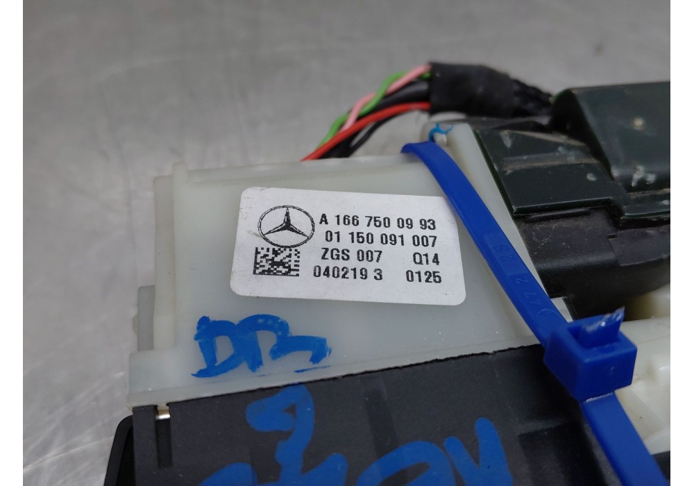 Recambio de maneta exterior porton para mercedes-benz clase gla (w156) 200 d referencia OEM IAM A1667500903  