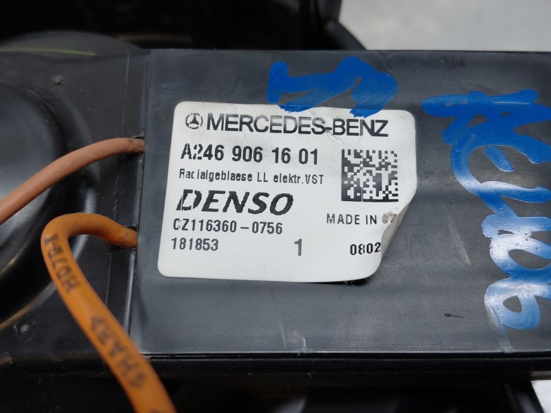 Recambio de motor calefaccion para mercedes-benz clase gla (w156) 200 d referencia OEM IAM A2469061601  