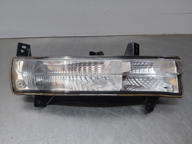 Recambio de piloto delantero izquierdo para jeep compass ii multiair referencia OEM IAM 53350311  