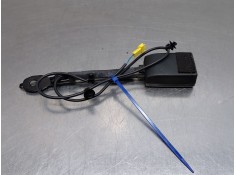 Recambio de enganche del cinturon delantero izq para mercedes-benz clase gla (w156) 200 d referencia OEM IAM A2478600169  