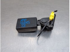 Recambio de enganche del cinturon trasero izq para mercedes-benz clase gla (w156) 200 d referencia OEM IAM A1768600369  