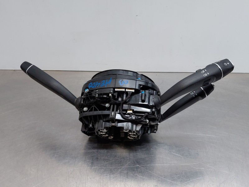 Recambio de mando multifuncion para mercedes-benz clase gla (w156) 200 d referencia OEM IAM A2469003920  